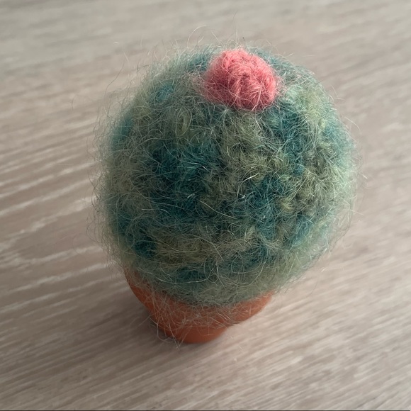 “Plants You Can’t Kill” by Shannon Gerard - Picture 2 of 5